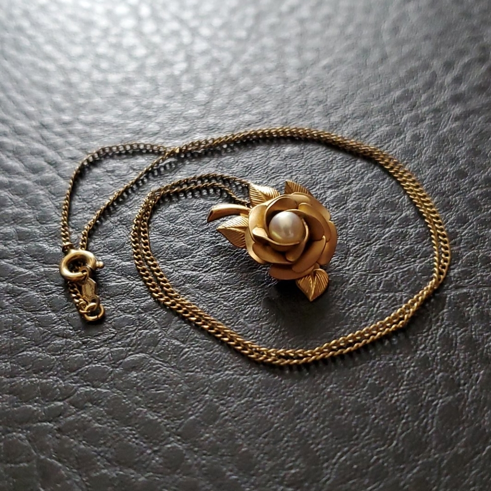 VTG gold filled Lady Ellen necklace